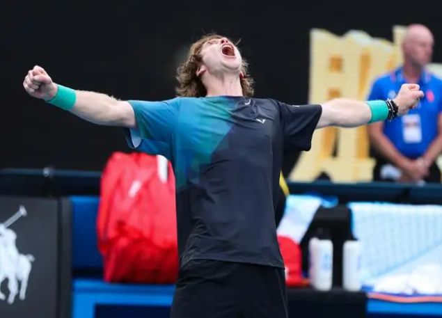 瑙夫与马尔 瑙夫与马尔