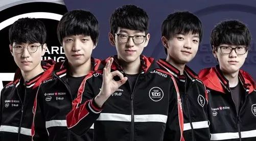 球队大腿疑 球队大腿疑