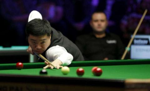 他並不急於 他並不急於